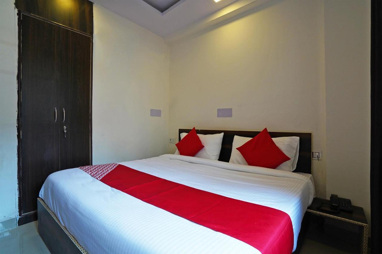 Hotel O Kanak Palace New Delhi Buitenkant foto